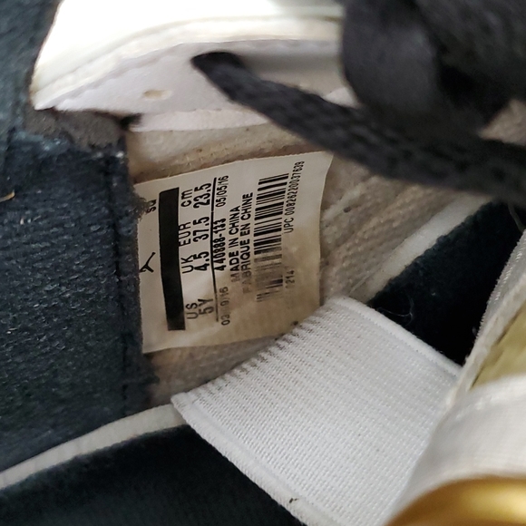 Nike Air Jordan sneakers shoes kids size 5Y - Picture 7 of 11